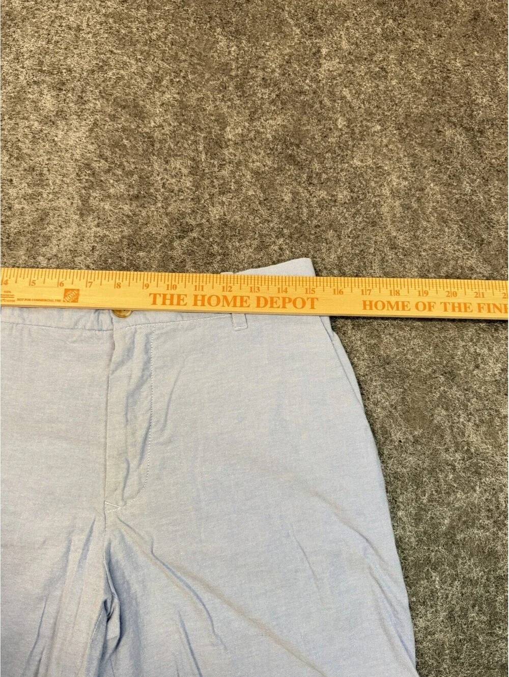 IZOD Men’s Oxford Flat Front Shorts Light Blue Size 30 Casual Preppy